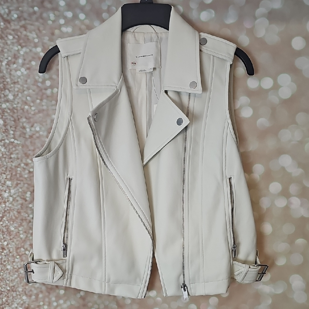 Anthropologie Cream Sleeveless Vest